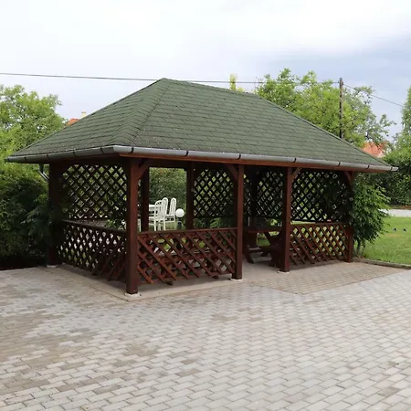 Apartment Erkel Panorama Apartman 3. Vonyarcvashegy