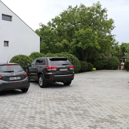 Erkel Panorama Apartman 3. Vonyarcvashegy